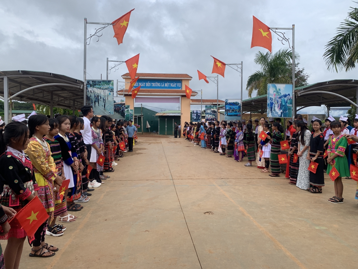 Tơdroăng ki ối kal thái cô dế pro tơdjâk kân troh hnê ƀă hriâm, malối cho a kơpong hngế hngo, kơpong hdroâng kuăn ngo kong pơlê Dak Nông