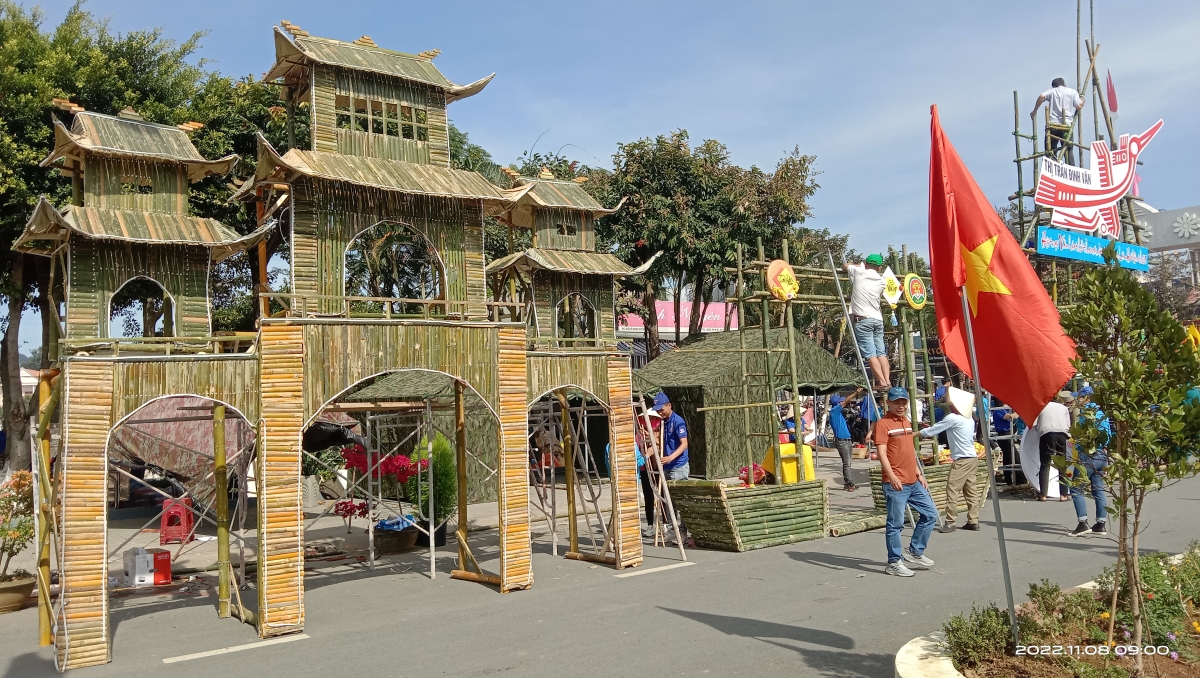 Rup gui Hà Nội ta nar rgum văn hóa ăp rnoi mpôl đê̆ nkuâl Lâm Hà