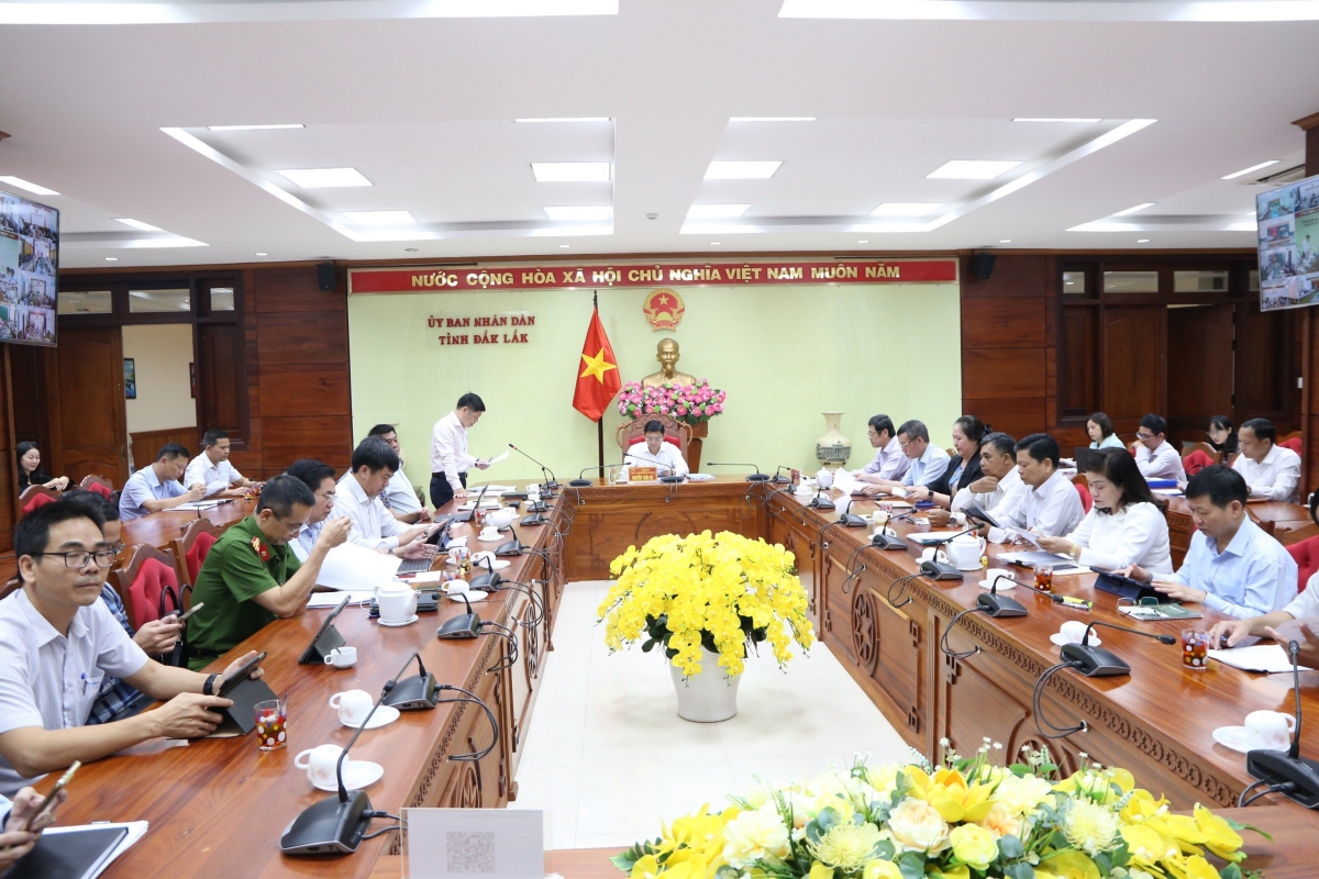 Hneăng hôp mơgêi tơdroăng pêi cheăng pơ’lêh pro mơ-éa kong pơlê Dak Lak