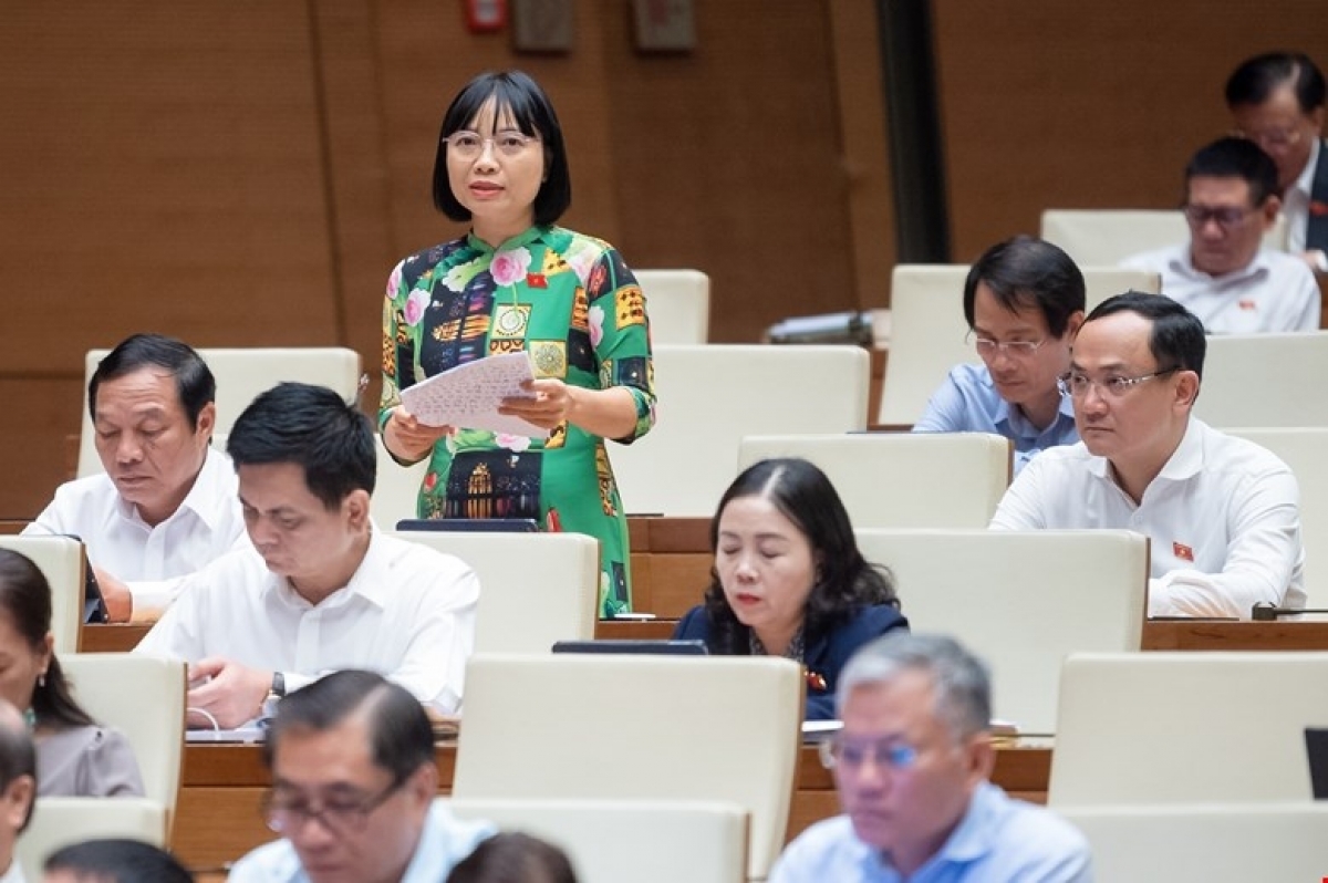 Jâ Nguyễn Thị Việt Nga, Kăn teăng mâ xông tơpui a roh hôp tơpui tơno