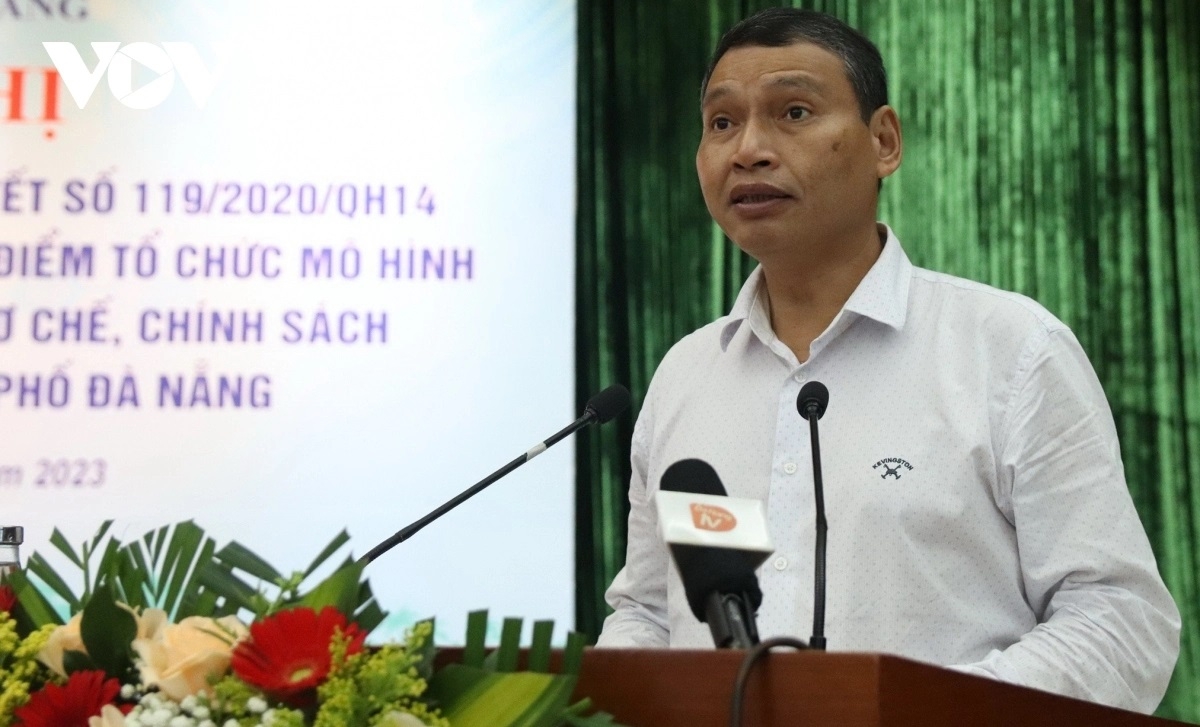 Ông Hồ Kỳ Minh, Phó Chủ tịch Thường trực UBND thành phố Đà Nẵng phát biểu tại Hội nghị sơ kết 3 năm thực hiện Nghị quyết 119/2020 của Quốc hội