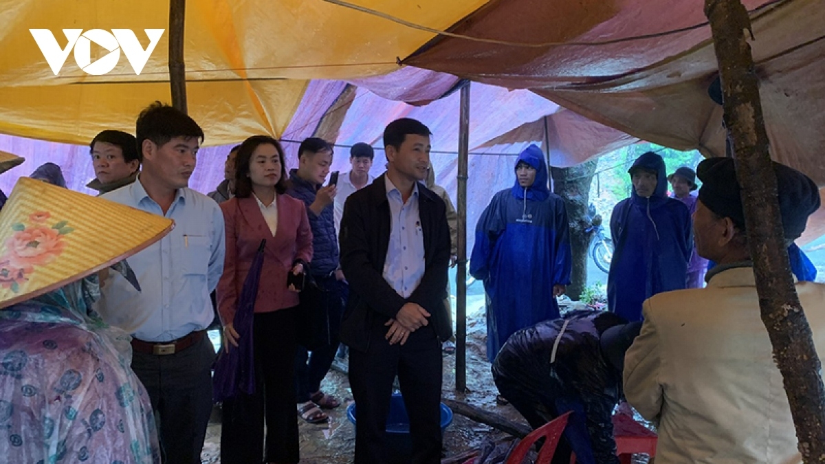 Bh'cộ chr'hoong Hướng Hóa  tước đong 2 diic điêl căh dzợ ma mông 