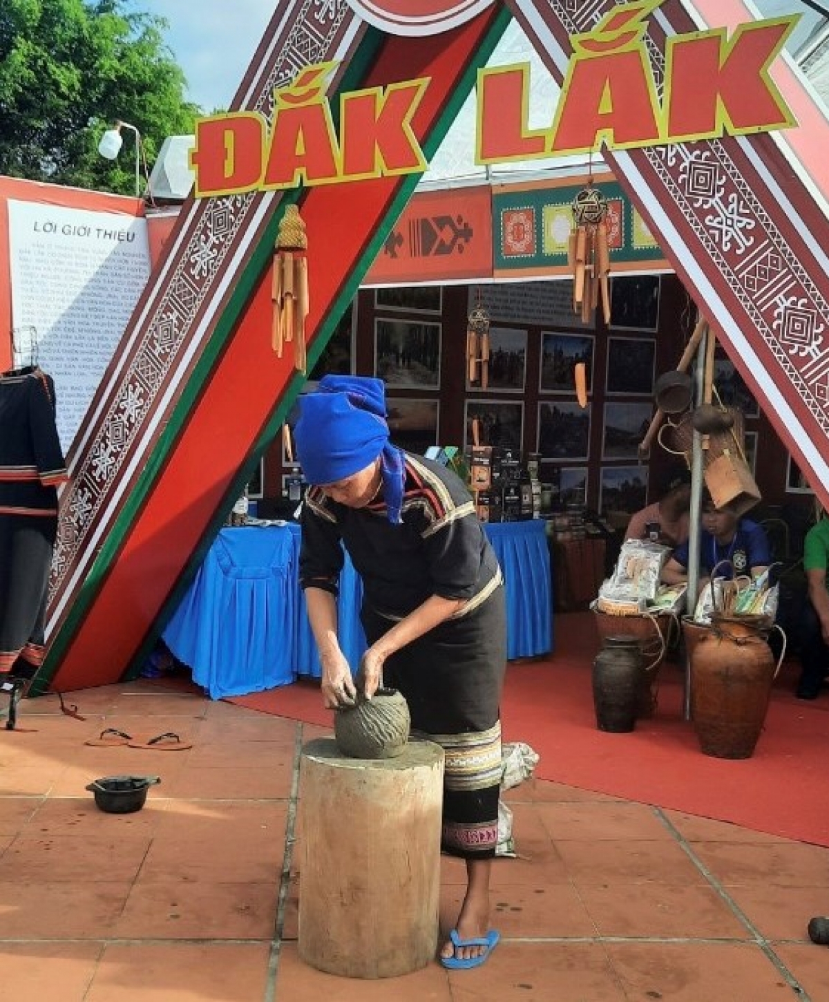 Ngế ki meăn tơnêi hneăn mơdá tơmeăm a tíu ki leh mơdĭng túa lĕm tro dêi mâu hdroâng kuăn ngo a Tây Nguyên roh má I