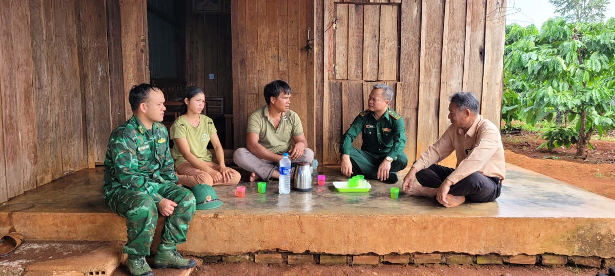 

Rơpŏng ngoh Rơmah Tĭu a pơlê Tung, cheăm Ia Nan, tơring Đức Cơ, châ mô đô̆i hnê mơhno kih thuât rak ngăn kơphế