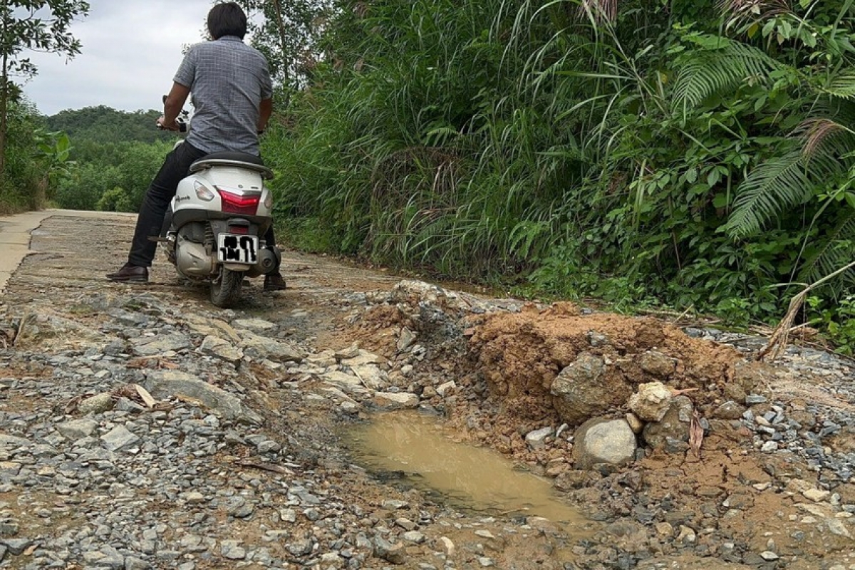 C'lâng lướt bấc đhị ma ha voóh hư zêng.