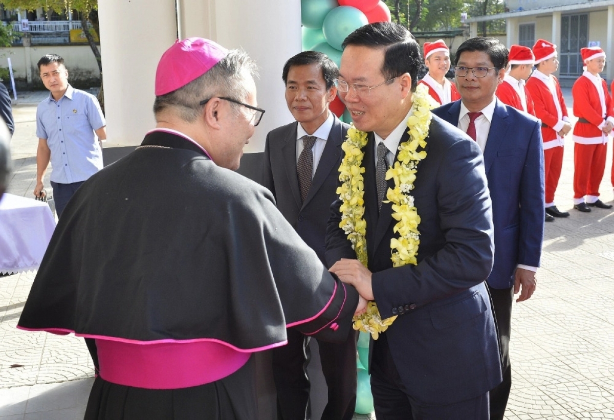 Kăn xiâm hnê ngăn tơnêi têa Võ Văn Thưởng troh lăm pôu Tíu xiâm pơkuâ tơdroăng khôp Pâ Xeăng Khu kong pơlê Huế