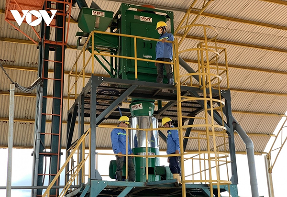 Hệ thống chế biến cà phê đảm bảo tiêu chuẩn xuất khẩu cảu một doanh nghiệp ở Gia Lai