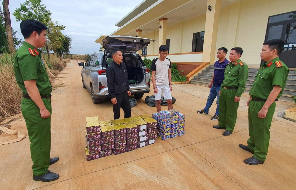 Kwang àng càr Dăk Lăk jàu khà jràu tìs adat boh lam nàng lơh glài