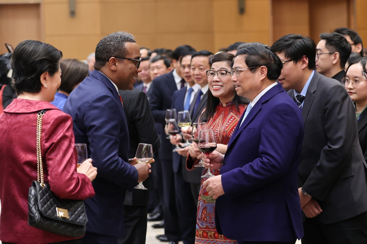 
Thủ tướng Phạm Minh Chính pơgơ̆r jơ et sa hăm Khŭl Jang tơbôl tơ̆ Việt Nam