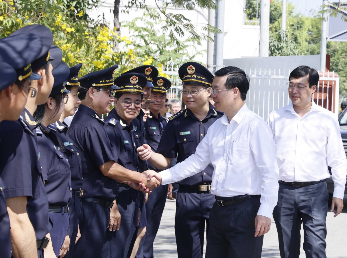 Khua mua anom bruă tơhan mă jia guai dêh čar hăng jar kmar Thường Phúc čơkă Khua mir sir nao čuă