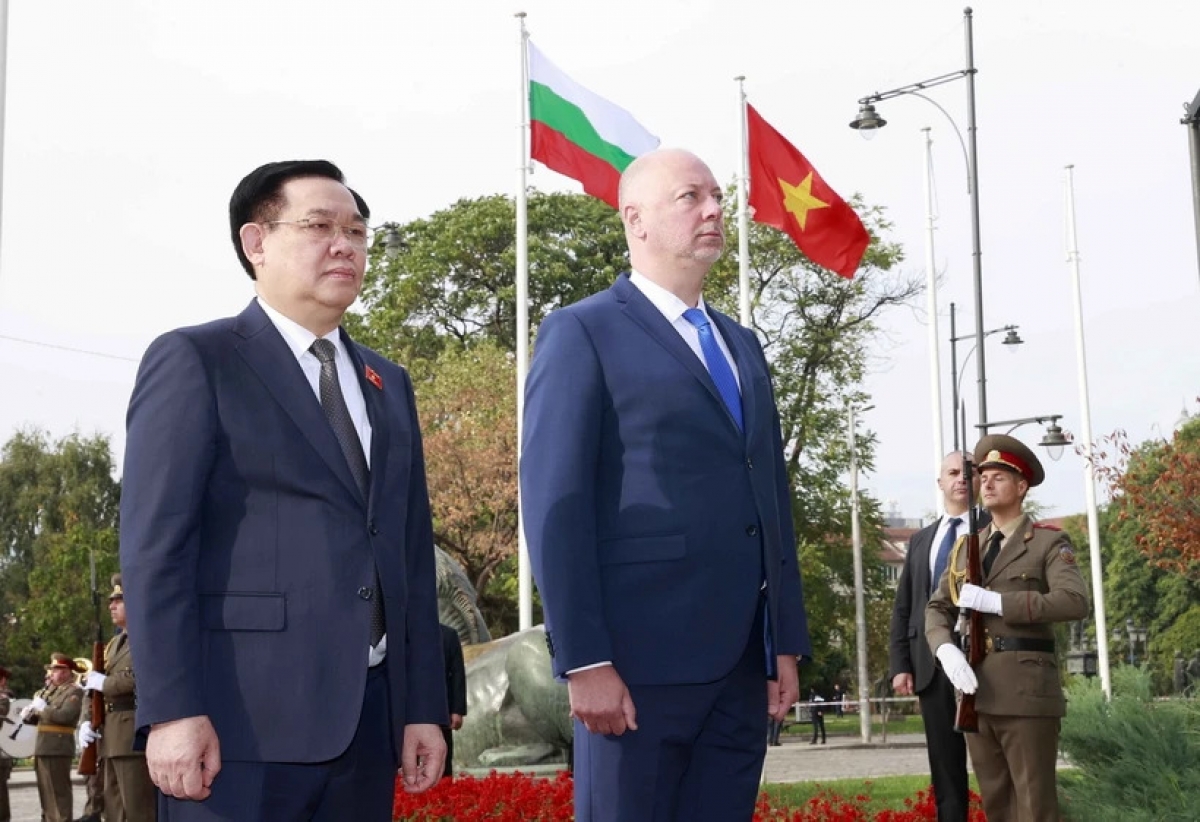 Tâm boh Nghị viện lah n’gâng tơm khlay tâm nau tâm boh Việt Nam-Bulgaria