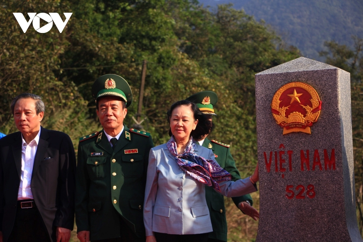 Thường trực Ban Bí thư lâng c'bhúh pa bhrợ lưm lêy cr'lặ k'noong k'tiếc 528.