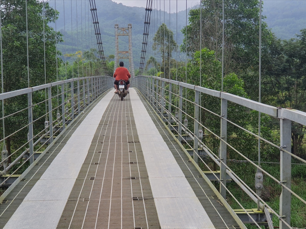 Zâp xa nay bh'rợ c'lâng c'tốch vel bhươl chrooi pa xoọng đơơng chr'val Vĩnh An bơơn vel bhươl t'mêê.