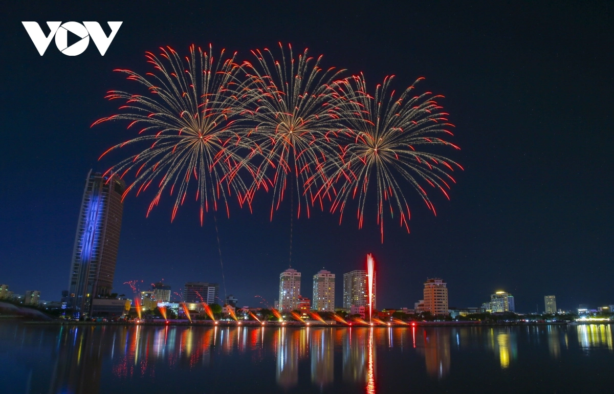 Pháo pô ta luôn ta penh đhị Đà Nẵng.