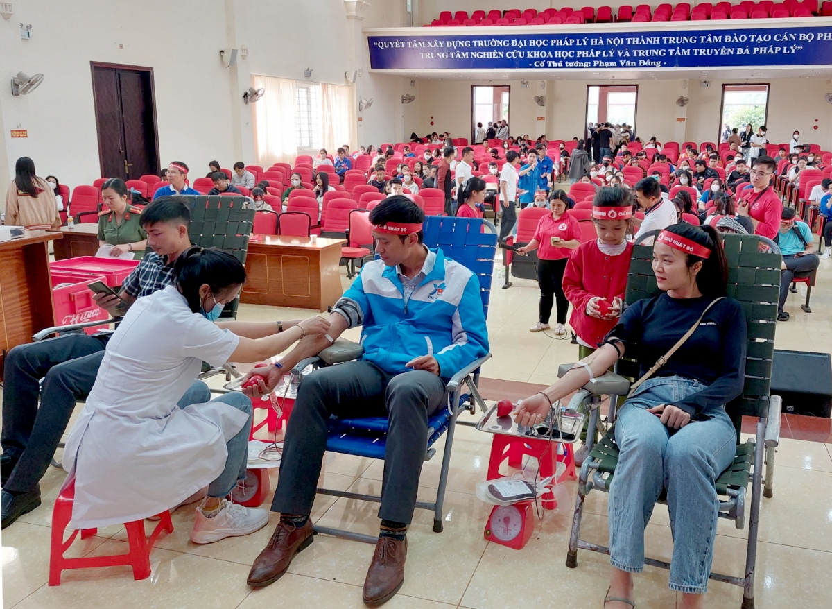 Dak Lak wơt dơn 622 đơn vị mham tâm nar “Năng pơh chăng”
 