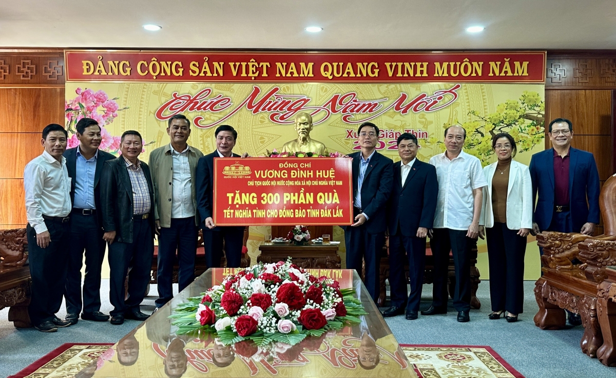 N’gor Dak Lak dơn 300 nklâm ndơ Tết bah Kruanh Quốc hội