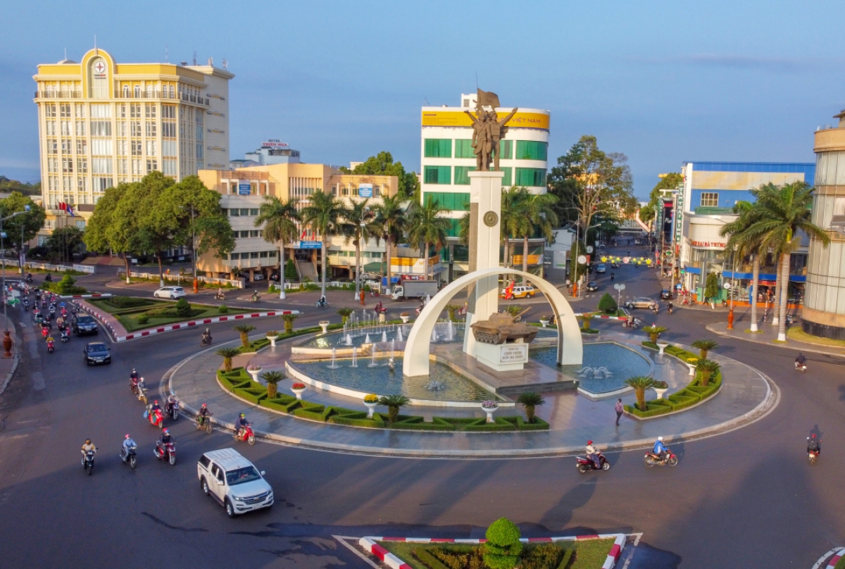 

Hơnăm 2050, Dak Lak mơ-eăm xông tung khu 25 kong pơlê mơnhông krá tơniăn ối má môi lâp tơnêi têa