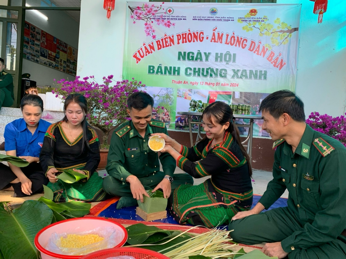 Kăn ƀô̆, linh păng kon pơlei tơ̆ tơring sơlam Thuận An, apŭng Đắk Mil, dêh char Đắk Nông oei sơng 1 pơyan Puih mak ‘nao ƀĕnh jơhngâm đon ‘mêm băl