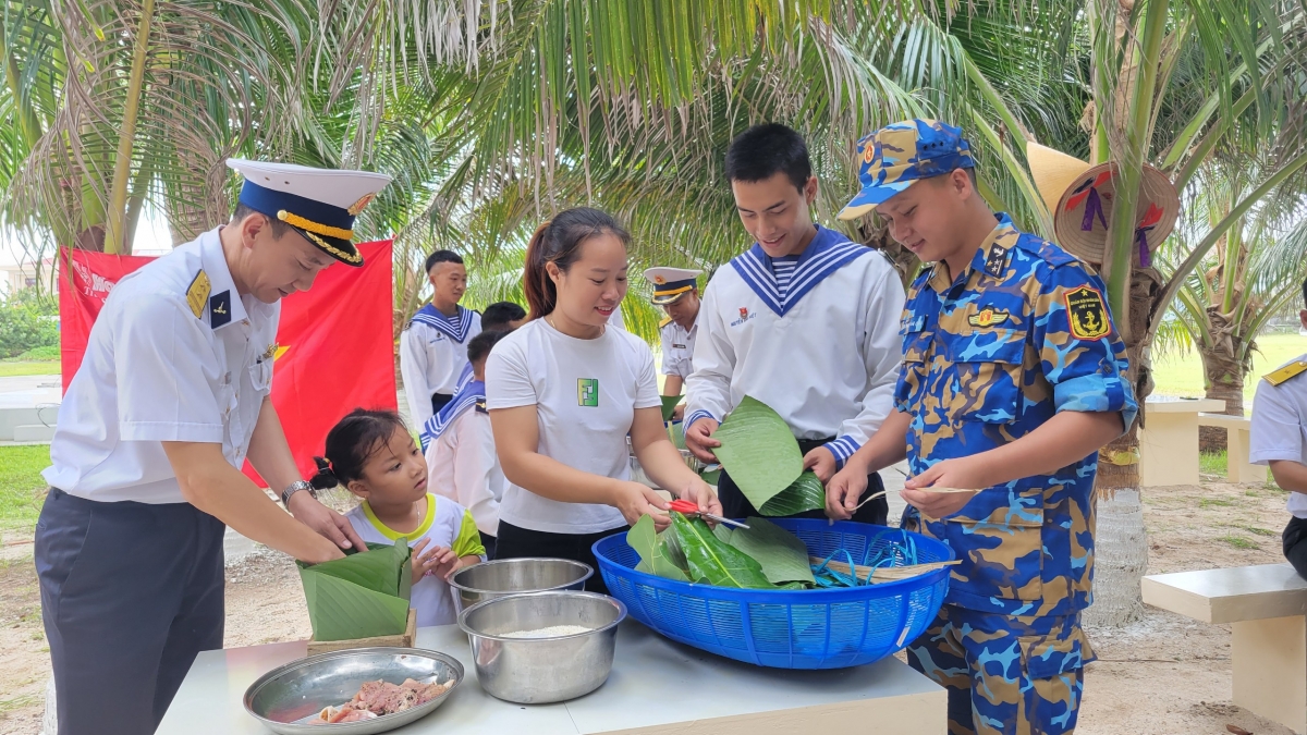 Lêng ƀă kuăn pơlê rơtế dêi pó kơxu kơƀăn tơxông koh tơdah Têt a chuăn Song Tử Tây