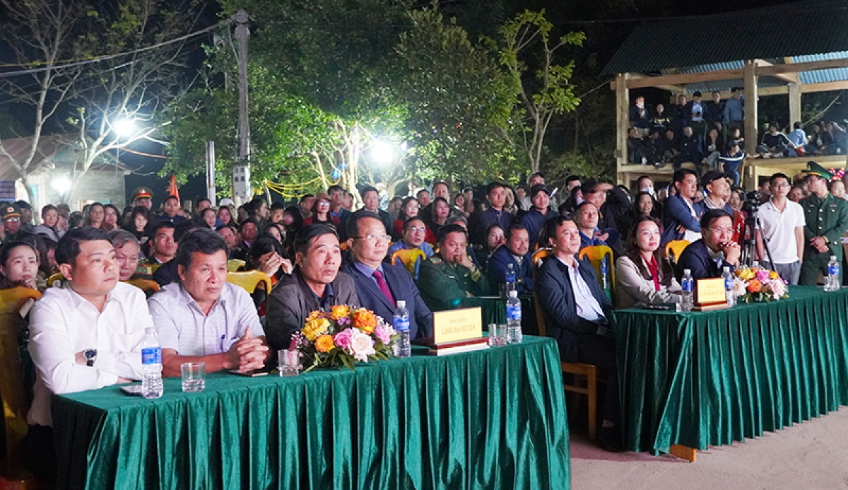 Zâp đại biểu ting pâh bhiệc bhan.