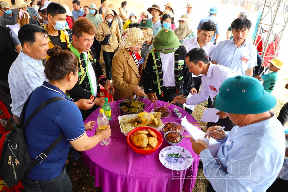 Pr'hay chr'nắp đhị bêl thi ch'na đh'nắh zâp acoon cóh.