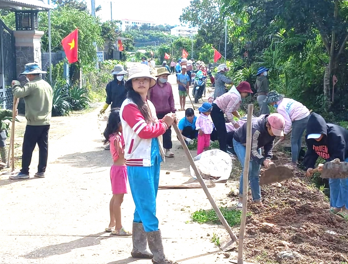 Phong trào chung tay xây dựng buôn làng đang có sự lan tỏa mạnh mẽ tại Lâm Đồng.