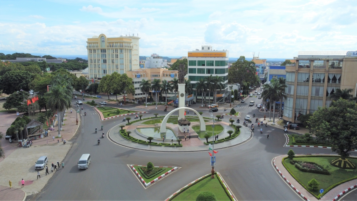 Anih vei lăng kon pơlei plt Buôn Ma Thuột tơlĕch jang Tơdrong tơchơ̆t đơ̆ng Jơnŭm pơgơ̆r kon pơlei dêh char Đắk Lắk găh sơng iŏk bơngai rơgei, đơ̆ng jăl khei mă II sơnăm 2024 truh đĭ sơnăm 2027