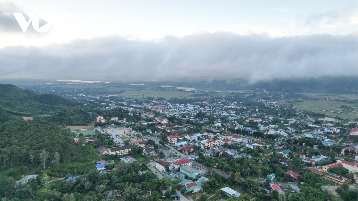 Chr'hoong A Lưới, tỉnh Thừa Thiên Huế.