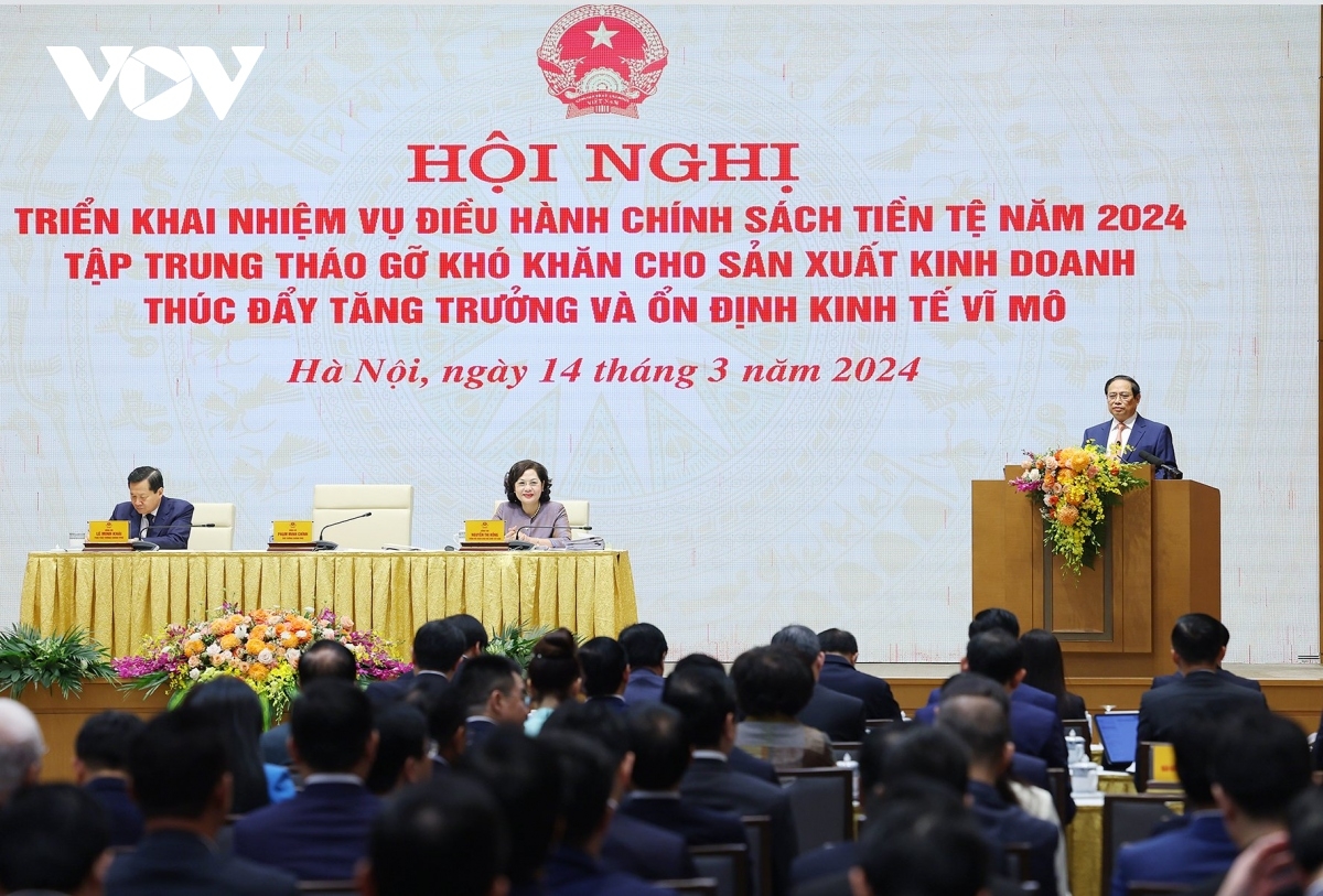 
Thủ tướng Phạm Minh Chính pơgơ̆r hop akŏm