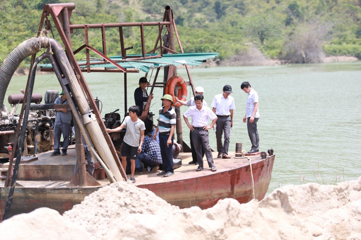 Kuăn pơlê troh pro mơ-éa a Tíu xiâm pro mơ-éa tơnêi têa kong pơlê Dak Lak