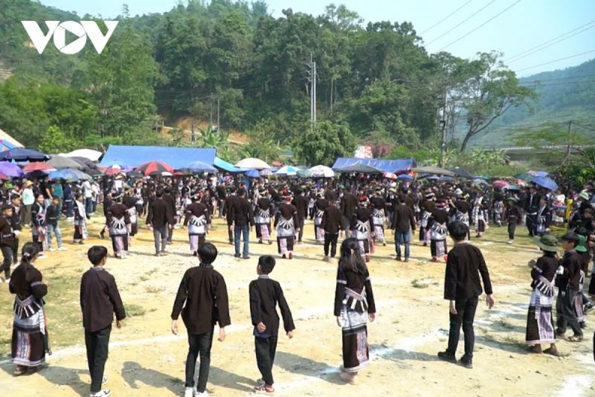 Tại lễ hội cũng đã tôn vinh nhiều nét văn hóa truyền thống tốt đẹp của đồng bào Lự và thu hút đông đảo du khách và người dân tham gia
