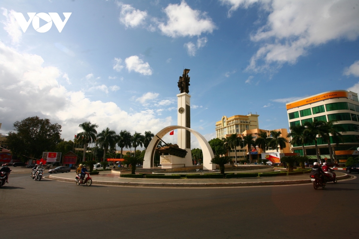 
Rùp tam lơh pha lin Buôn Ma Thuột