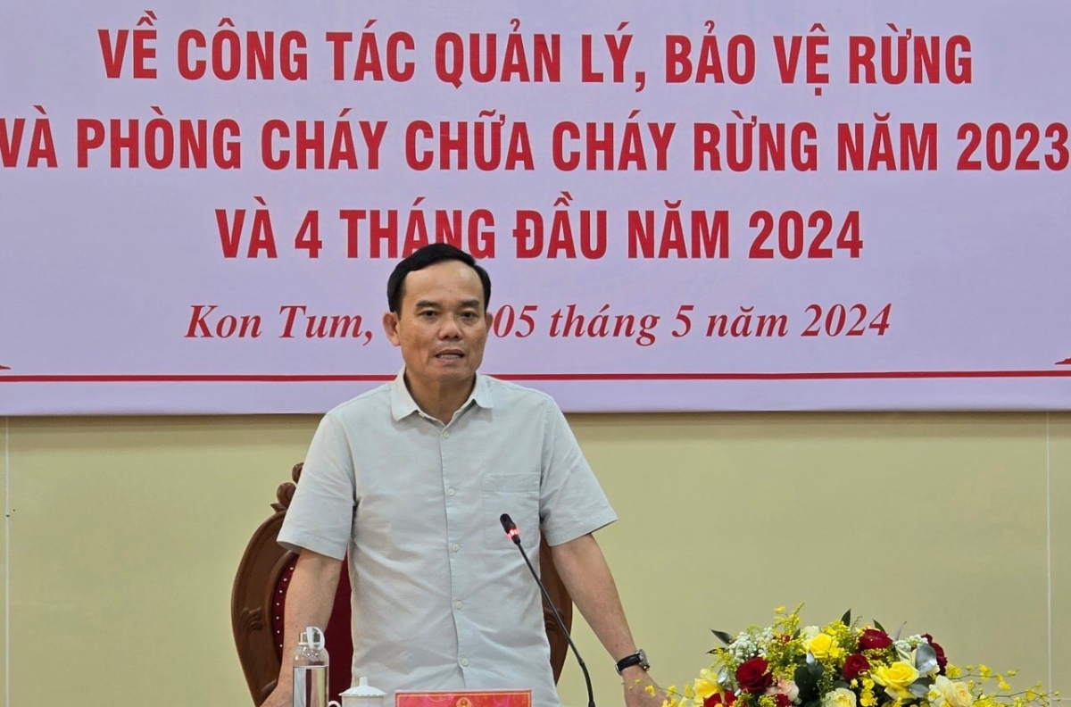 
Phŏ thủ tướng Trần Lưu Quang iung pơma ah Hop akŏm