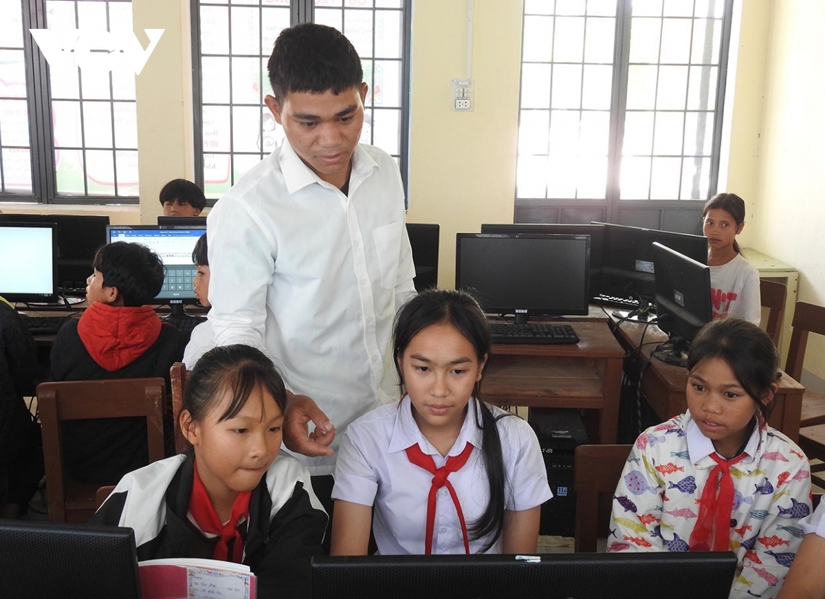 Xã Măng Bút, huyện Kon Plông biak caik hatai sangka tal bruk pato magru