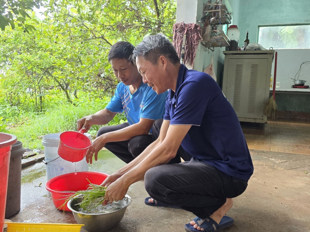 Tơmam sŏng xa đei dôm bơngai jang ki thuơ̆t "pai kơdih" tơ̆ kơpal kông