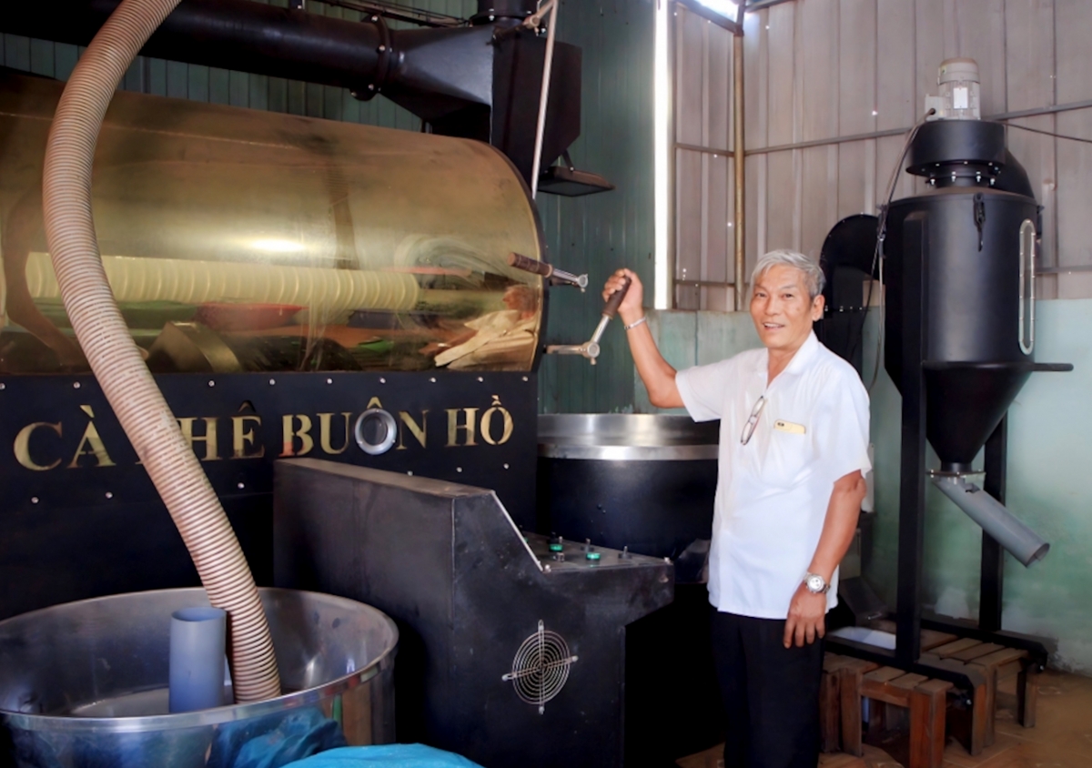 Tàm sơnam 72, cau lam lài lài do ồng Nguyễn Đình Chiến kung tryang tryồng lơh broă, bơtàu tơnguh lơh sa