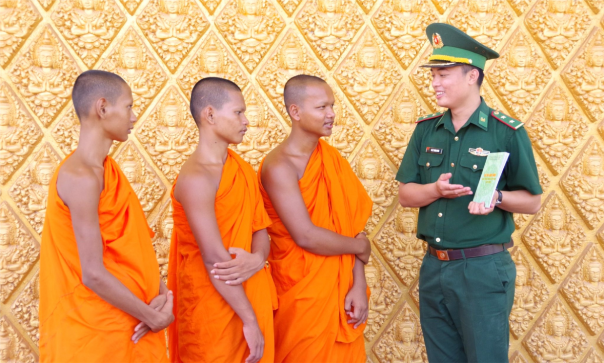 Urang jakar Bộ đội Biên phòng An Giang pathau khan, yaih khan haong dom ong bhik ka tapuk hukum 