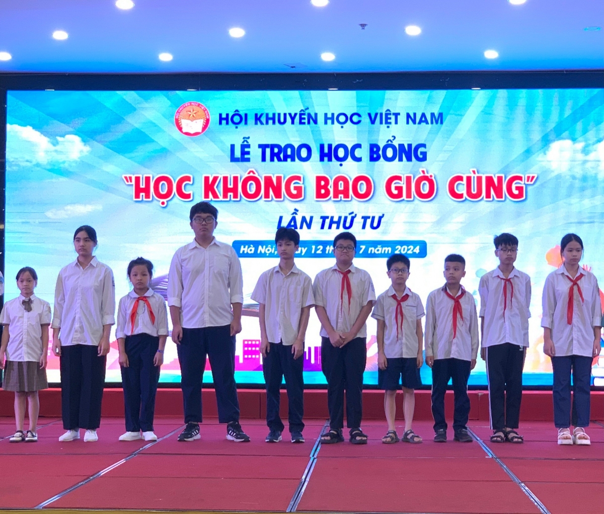 Pă học bổng :Nti mô dơi lôch” an 463 nuĭh ntoh lư.