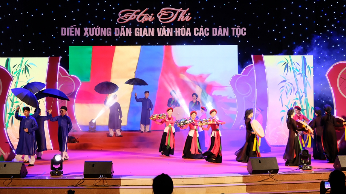 Tiết mục biểu diễn làn điệu dân ca quan họ của đoàn Bắc Ninh