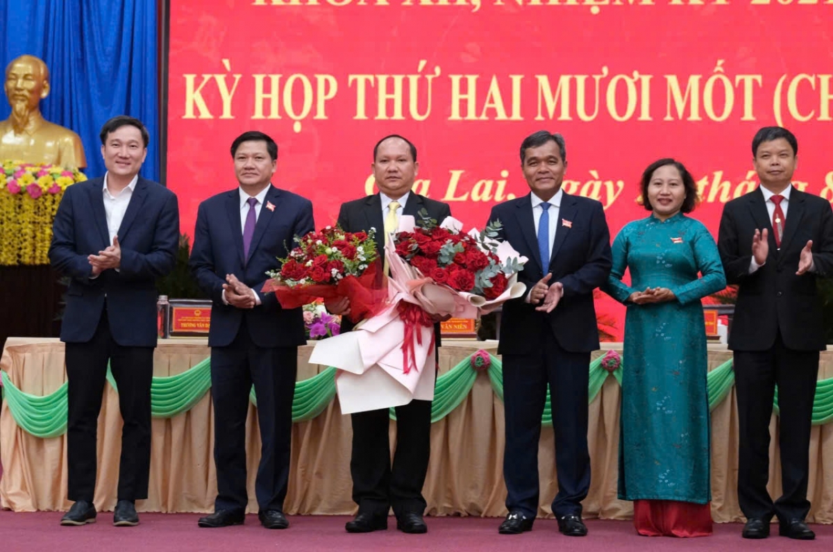 Pôa Rah Lan Chung (Ngế râng reăng) châ rah xo pro Kăn hnê ngăn Viƀan kong pơlê Gia Lai