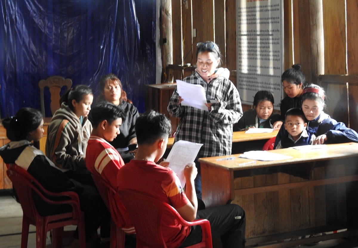 Kuăn pơlê thôn Vi Xây, cheăm Đăk Tăng, tơring Kon Plông tơpui tơno tối ‘na tơdroăng hmâ ‘nâi hbrâ ví drêng tơnêi tơdro