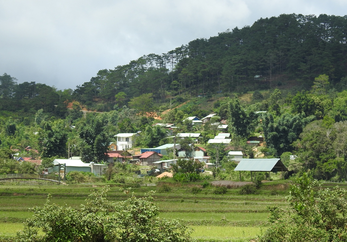 Môi kơpong kuăn pơlê ối a kơpong xiâm tơnêi tơdro tơring Kon Plông, kong pơlê Kon Tum