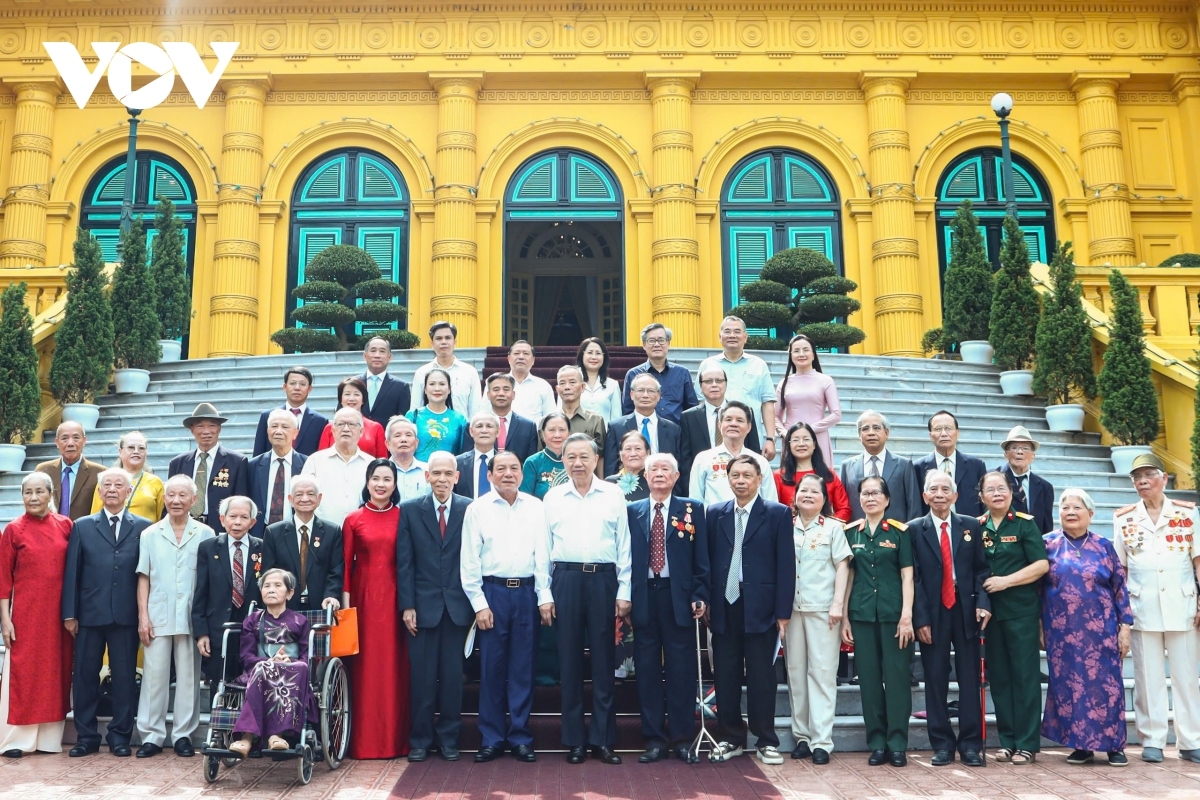 Tổng Bí thư, kruanh dak Tô Lâm tâm mâp nuĭh tă kơl, mât Wa Hồ.