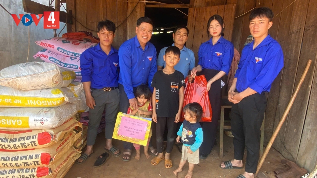 Kadung jien pablei nhom nhua hu daong ka uranaih kathaot