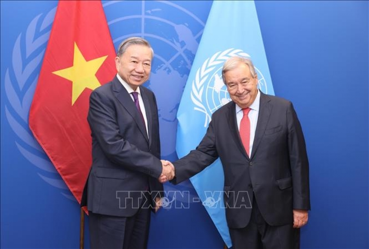 Tổng Bí thư, Kơdră teh đak Tô Lâm tơƀơ̆p Tổng thư ký Liên Hợp Quốc Antonio Guterres