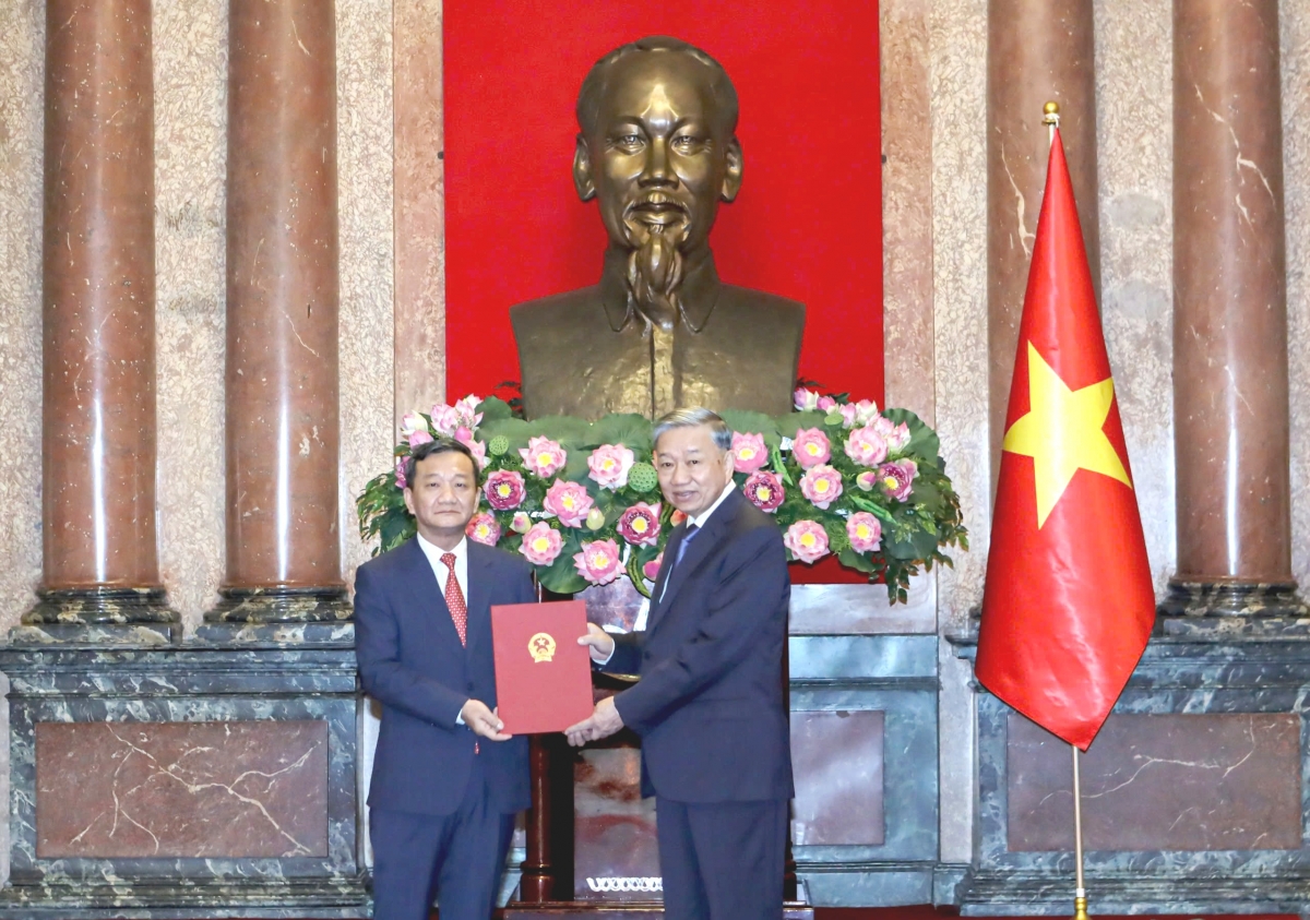 Khua git gai Ping gah, khua mir sir ơi Tô Lâm jao hră pơsit ruah khua