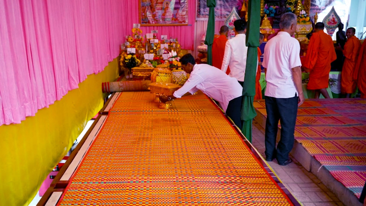 Chiếu dài thường được dùng trong dịp lễ hội của đồng bào Khmer.
Ảnh: Thạch Trà Vinh/VOV ĐBSCL