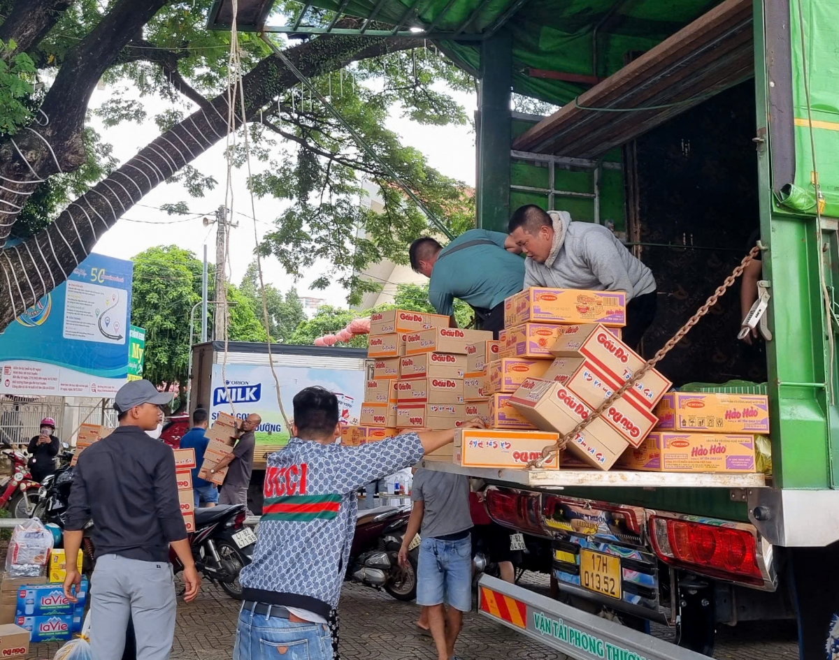 
Kon pơlei Tây Nguyên gơih tơmam tơgŭm ăn dôm dêh char găh Tu