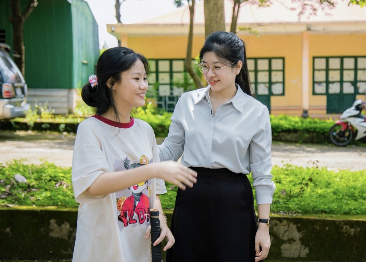 Hrŏm hăng tơlơi gir run mơ̆ng Gơnong bruă pơtô pơhrăm, mơ̆ng ƀing nai lăng ba plơi pla, hơdôm hơdră bruă gum djru mơ̆ng Ping gah, Kơnuk kơna glăk djru klă ƀing čơđai hrưn đĭ yak rơgao tơnap anăp nao pơgi kơdih klă hloh.