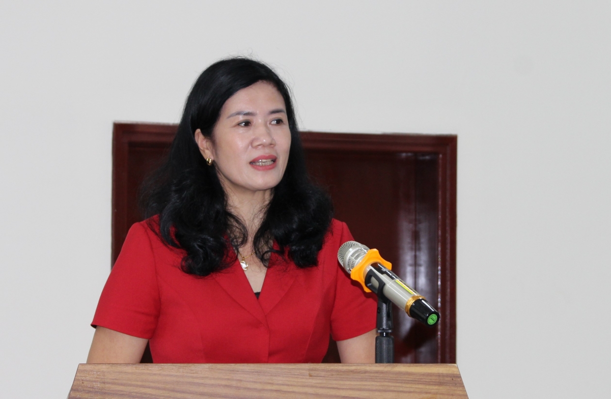 Bà Vũ Thị Hoài Gương, Phó Giám đốc Bảo hiểm Xã hội tỉnh Lai Châu khẳng định,
chính sách BHYT là điểm tựa và mang lại lợi ích thiết thực
cho học sinh, sinh viên ở địa phương.
Ảnh: Khắc Kiên/VOV Tây Bắc